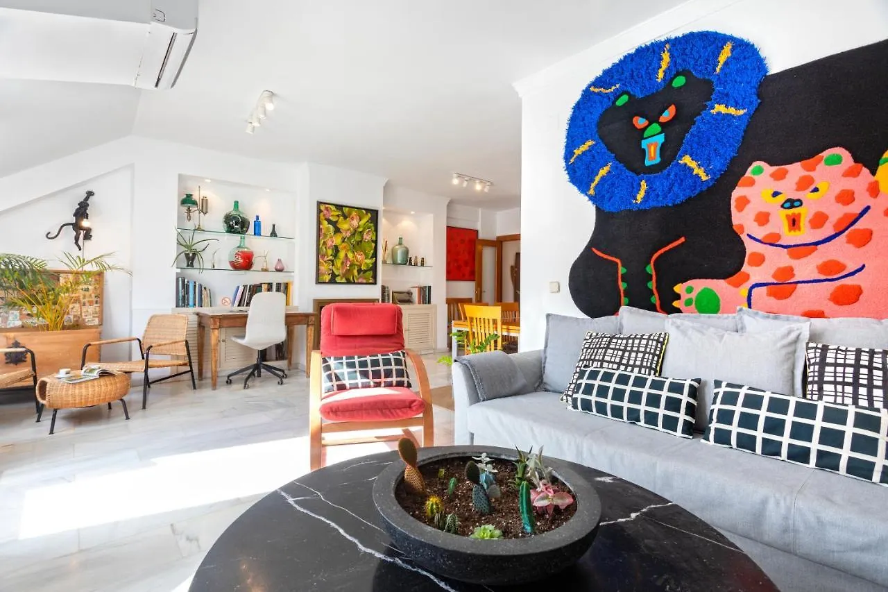 ÁTICO amplio y luminoso SOHO  Apartamento Málaga