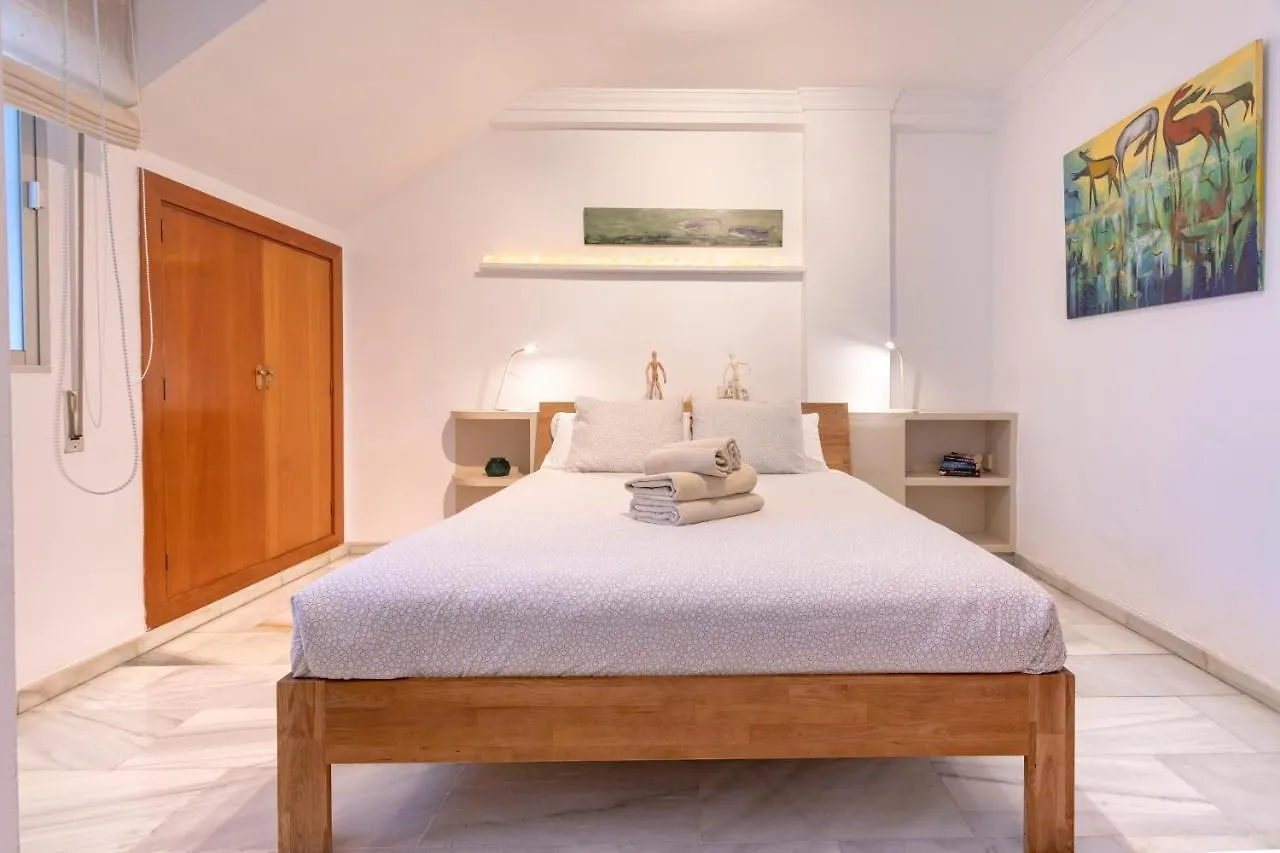 ÁTICO amplio y luminoso SOHO  Apartamento Málaga
